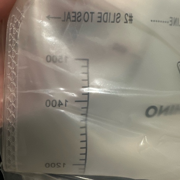 Black Hydration Backpack - Picture 6 of 6